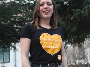 Női póló Jolika rajzával